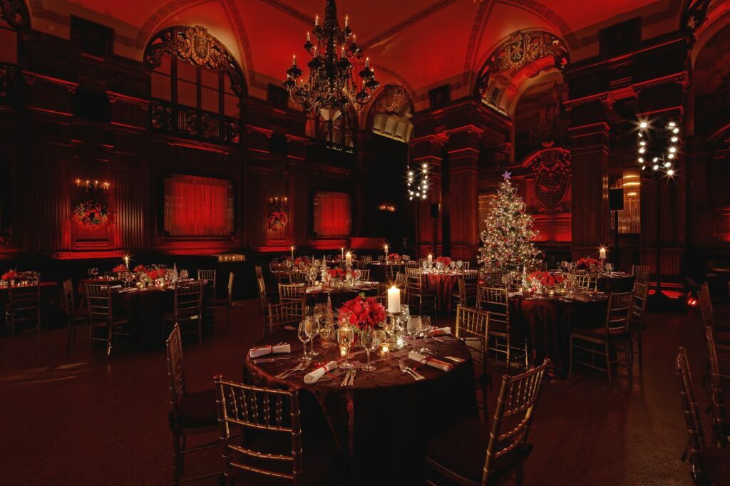 Plaza Archive: The Oak Room featured image
