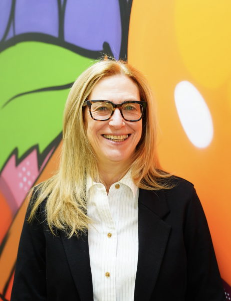 Headshot of Mindy Birnbaum