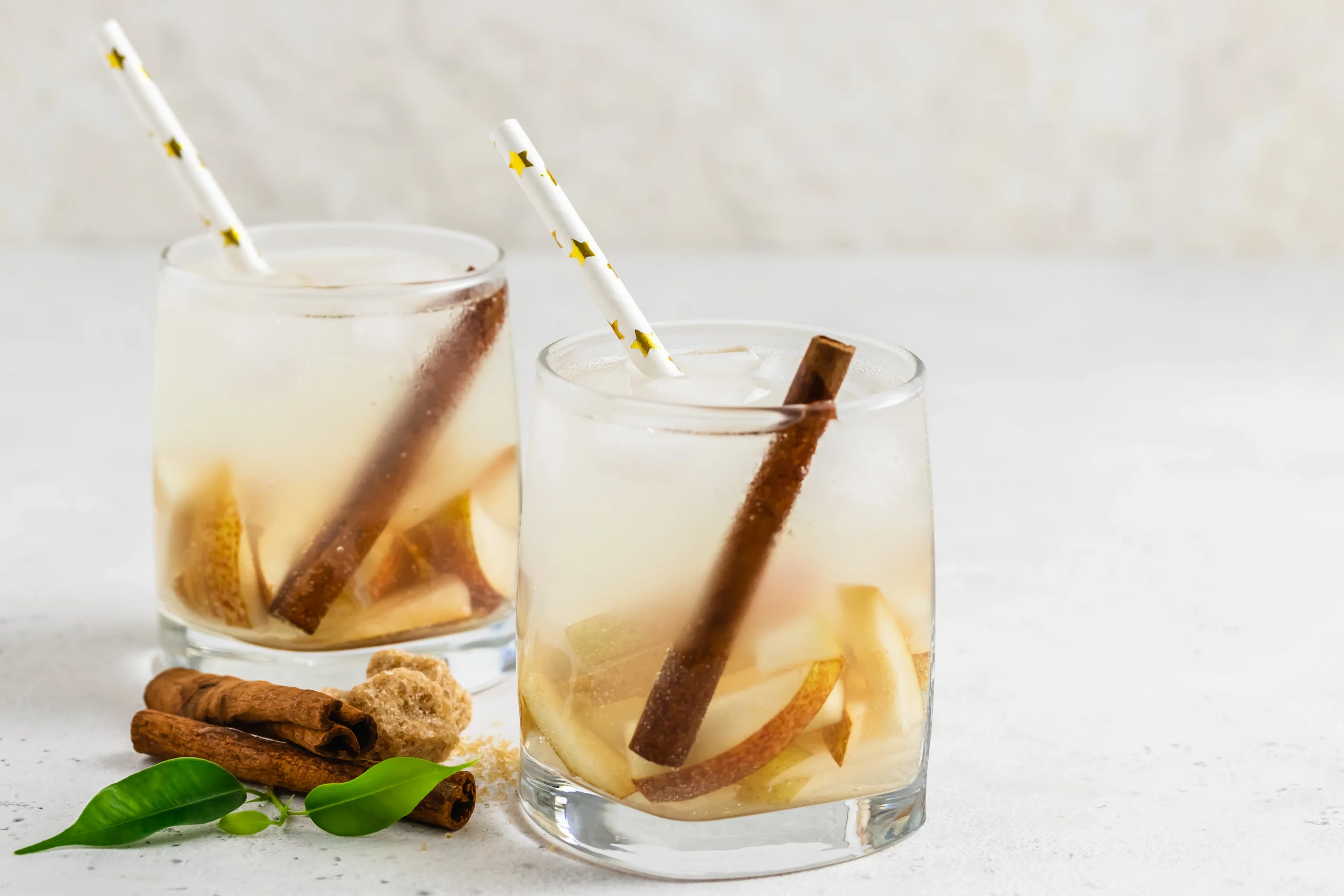 Pear & Cinnamon Honey Fizz